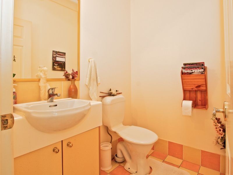 2 Ramada Place, Highland Park QLD 4211