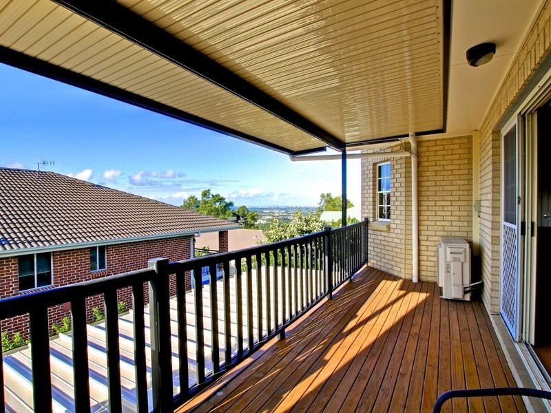 2 Ramada Place, Highland Park QLD 4211