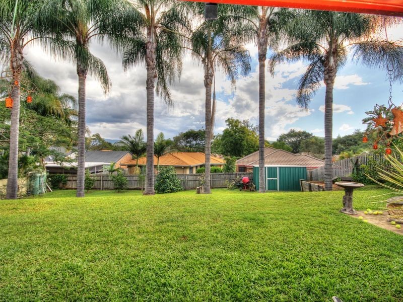 11 Bartlett Avenue, Nerang QLD 4211