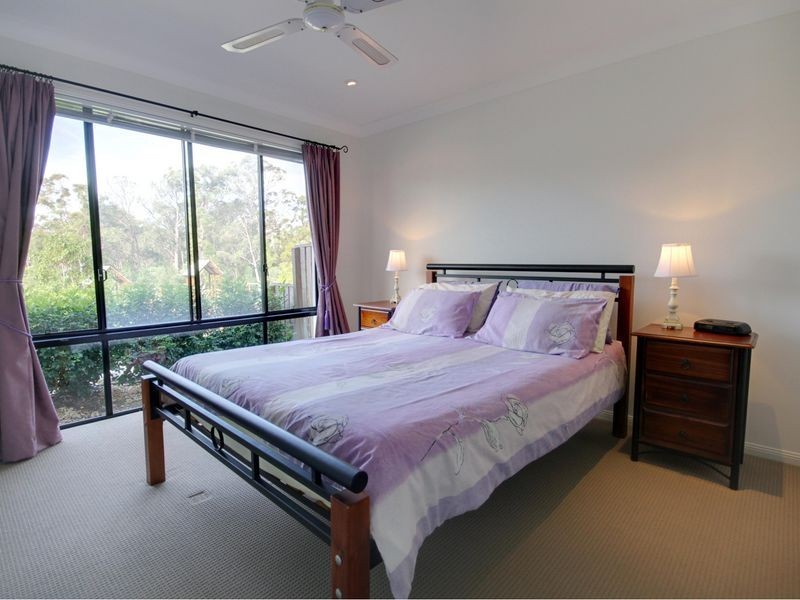 2/2 Abbey Rose Way, Nerang QLD 4211