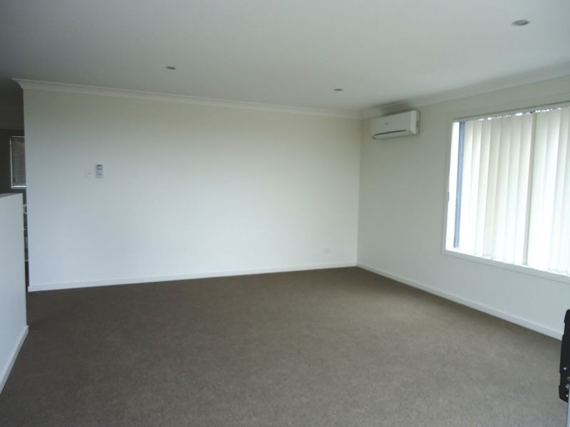 18 Chevron Rise, Highland Park QLD 4211