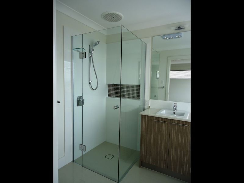 18 Chevron Rise, Highland Park QLD 4211