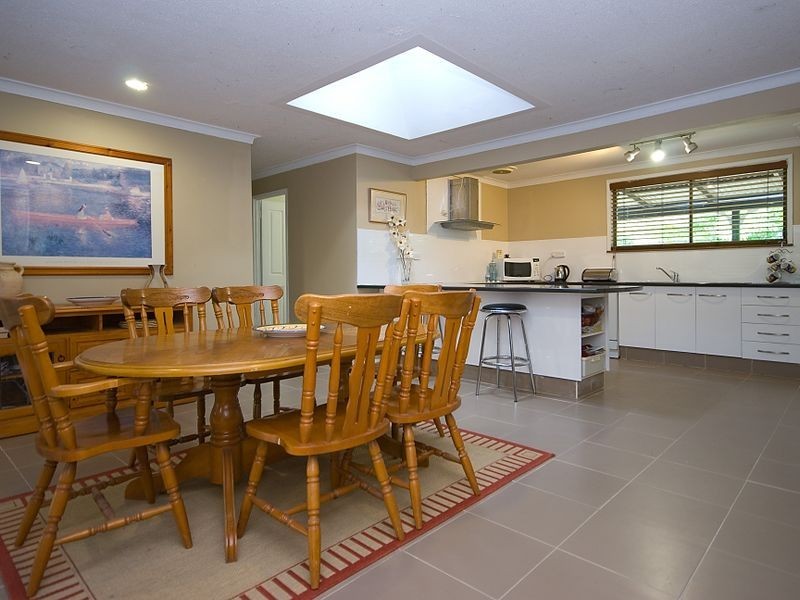 15 Castle Hill Drive South, Gaven QLD 4211