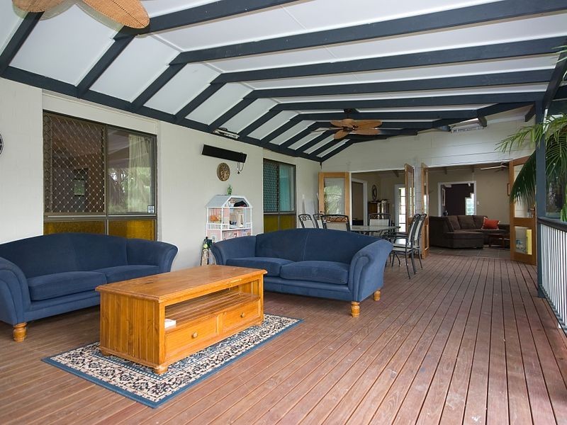 15 Castle Hill Drive South, Gaven QLD 4211