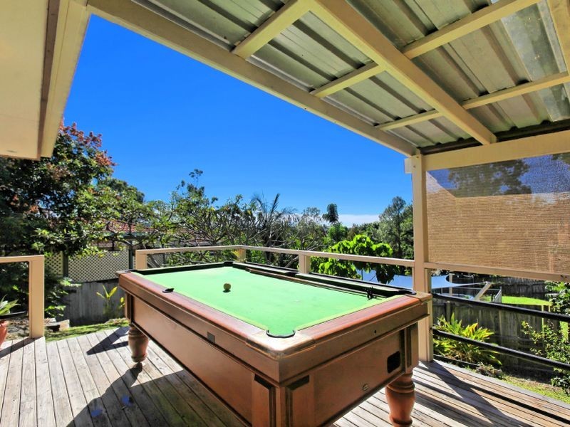 1 Kilmarnock Close, Highland Park QLD 4211