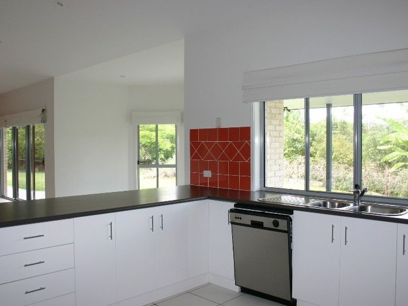 1 Pasture Place, Mount Nathan QLD 4211