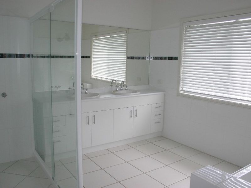 1 Pasture Place, Mount Nathan QLD 4211