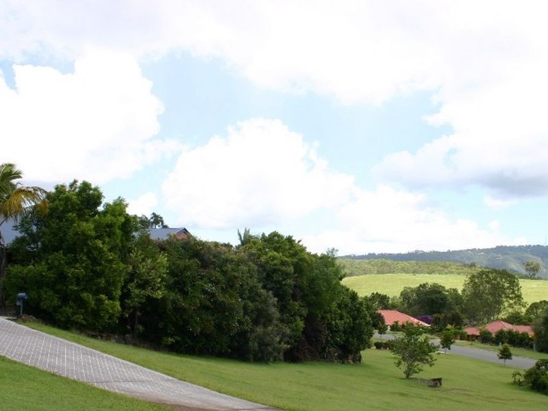 1 Pasture Place, Mount Nathan QLD 4211