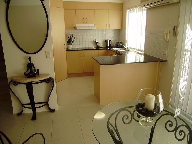 42a/64 Gilston Road, Nerang QLD 4211