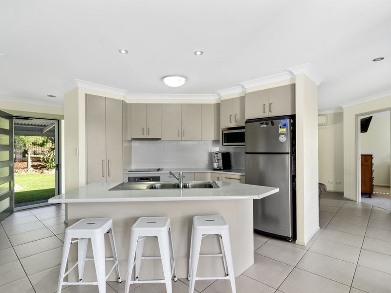 28 Tristania Way, Highland Park QLD 4211