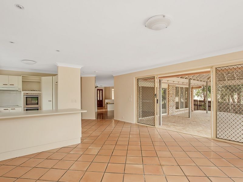 111 Hickey Way, Carrara QLD 4211