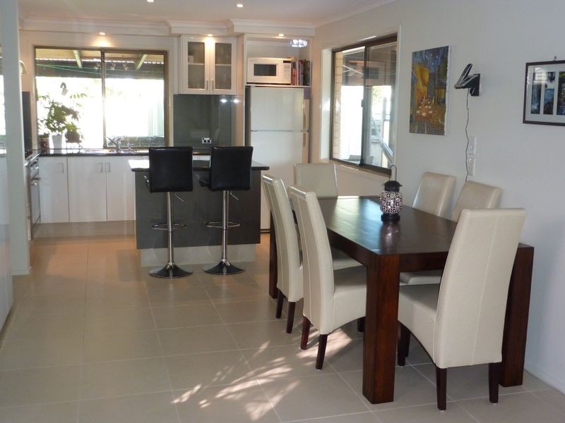 5 Bajada Place, Carrara QLD 4211