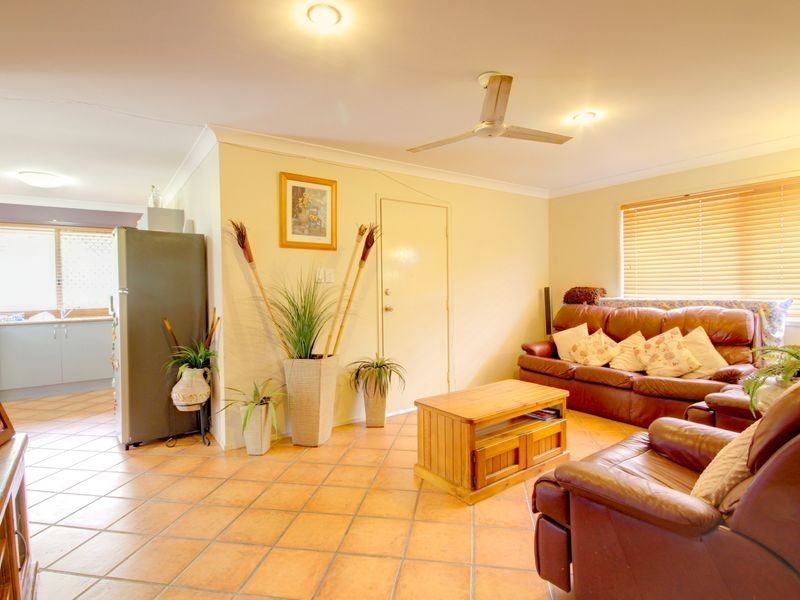 2/72 Paddington Drive, Carrara QLD 4211