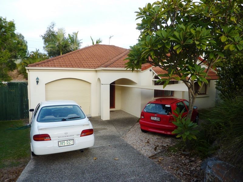 41 Paddington Drive, Carrara QLD 4211