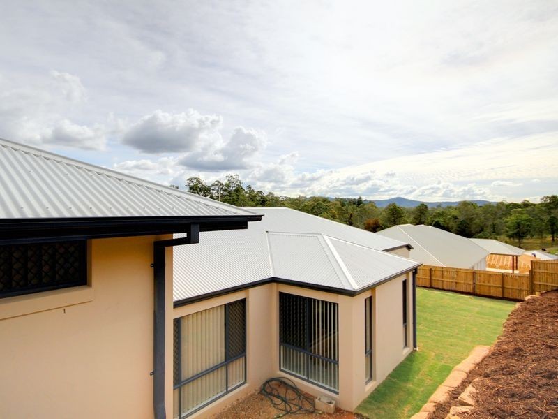 12 Jackaroo Crescent, Gilston QLD 4211