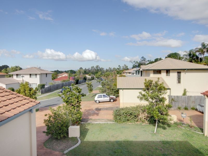 40 Clear River Boulevard, Ashmore QLD 4214