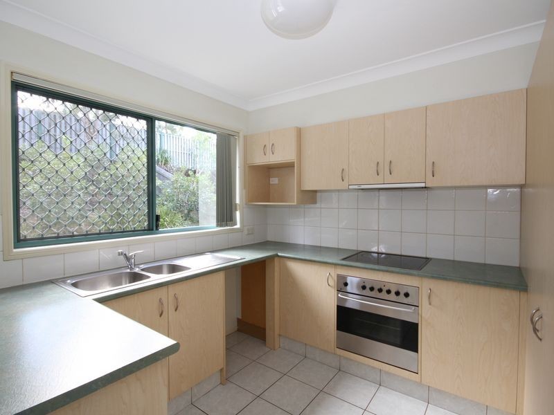 40 Clear River Boulevard, Ashmore QLD 4214