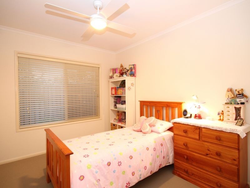 8 Abbey Rose Way, Nerang QLD 4211