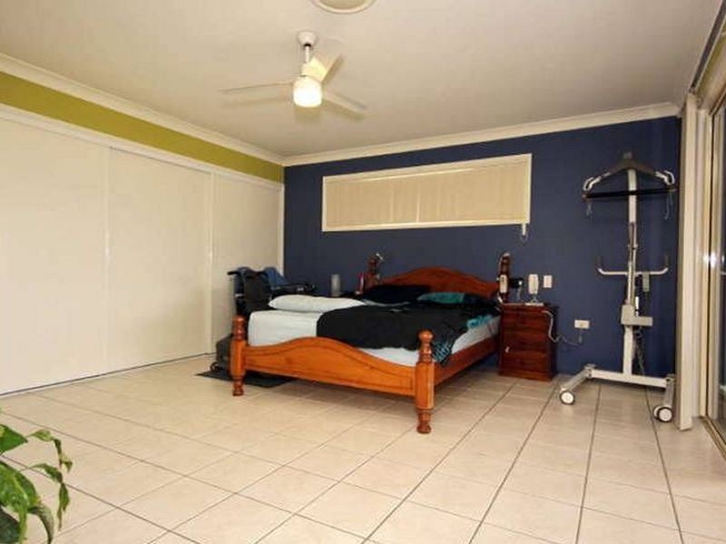 13 Marriott Way, Highland Park QLD 4211