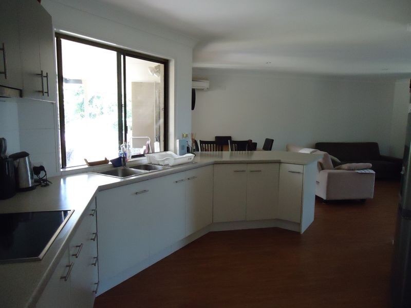 3 Drewe Court, Carrara QLD 4211