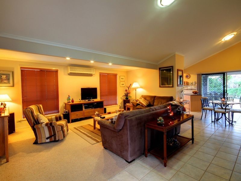 11 Riverlea Waters Drive, Nerang QLD 4211