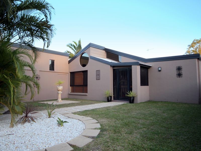 11 Riverlea Waters Drive, Nerang QLD 4211