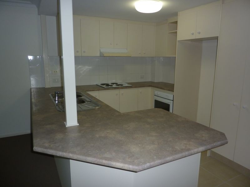 2/16 Martin Street, Nerang QLD 4211