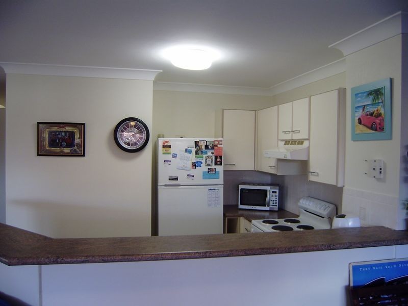 4/4 Bushmead Street, Nerang QLD 4211