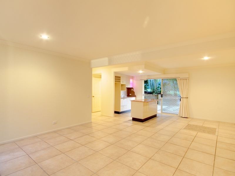11 Widden Court, Worongary QLD 4213