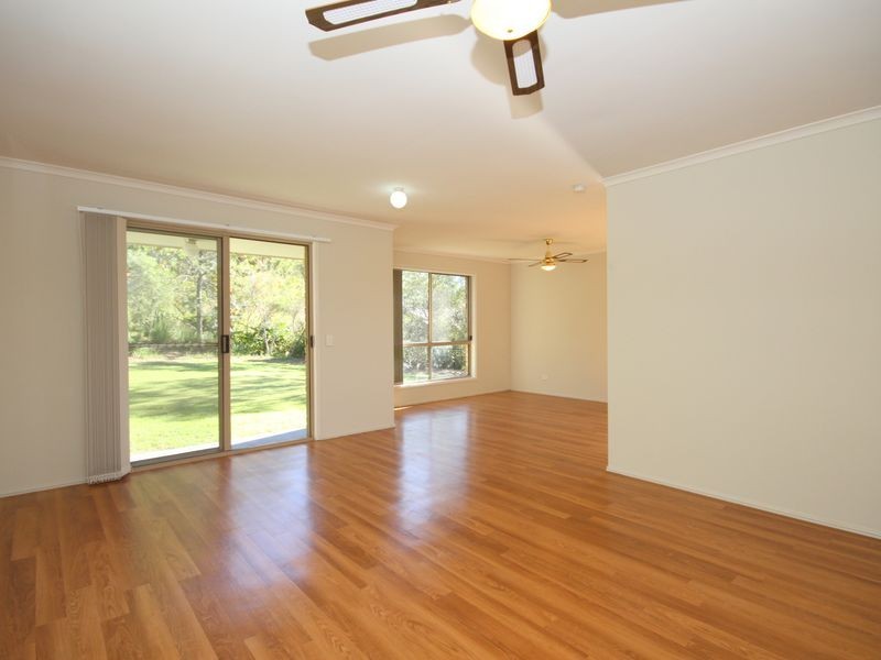 6 Adventure Drive, Oxenford QLD 4210