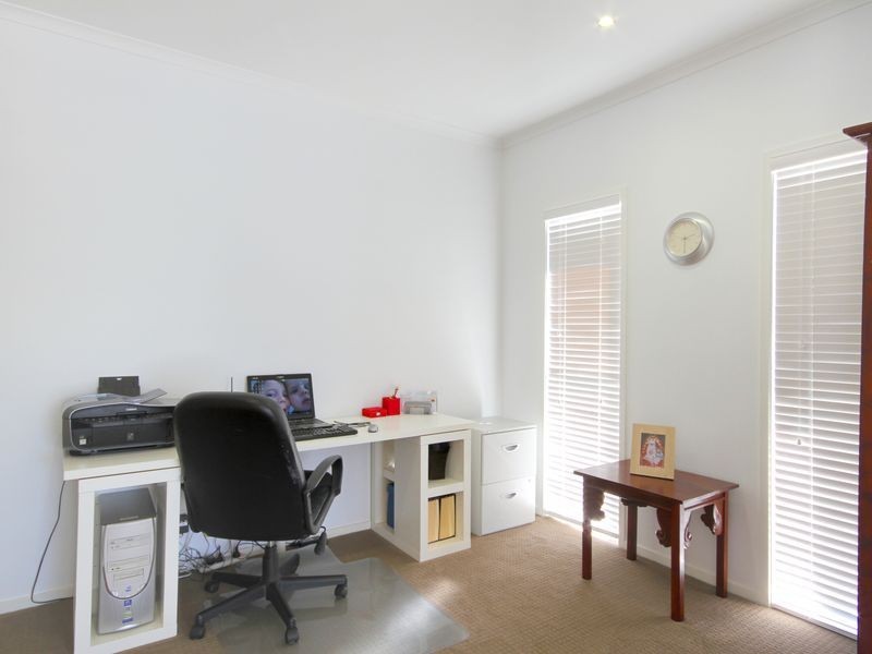 9 Drovers Avenue, Gilston QLD 4211