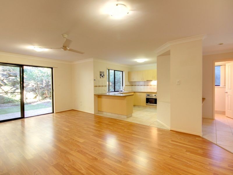 9/20 Marybeth Crescent, Molendinar QLD 4214