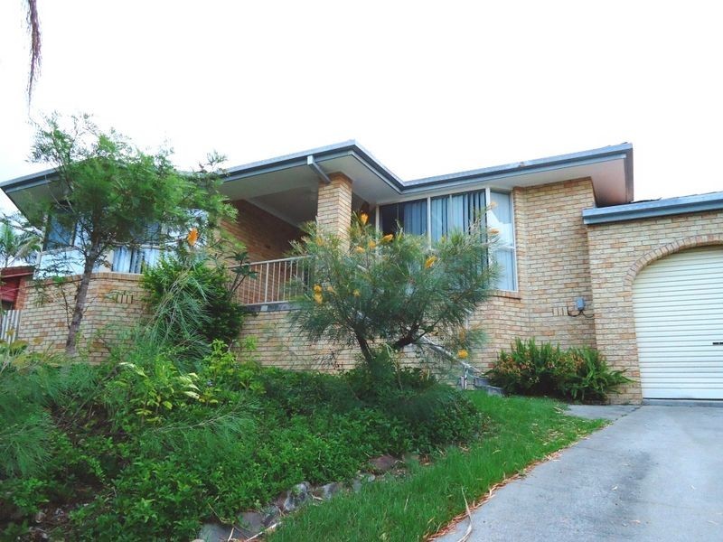 11 Marble Drive, Carrara QLD 4211