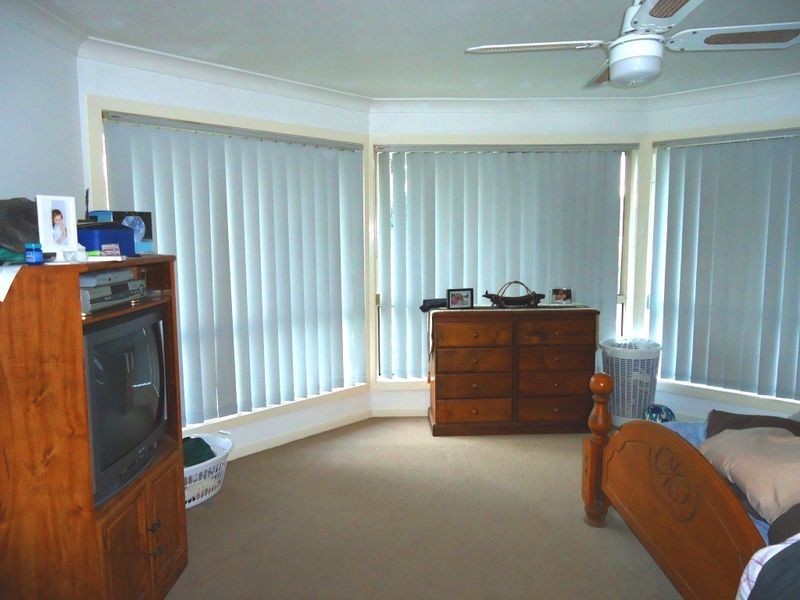 11 Marble Drive, Carrara QLD 4211