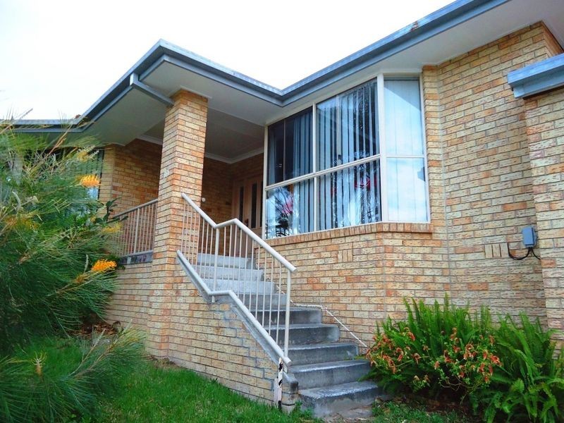 11 Marble Drive, Carrara QLD 4211