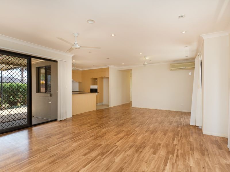 211/64 Gilston Road, Nerang QLD 4211