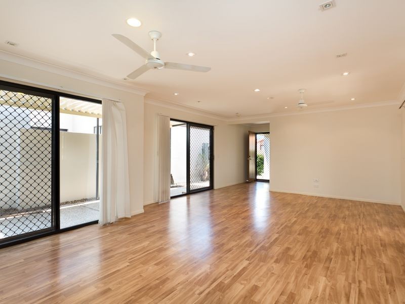 211/64 Gilston Road, Nerang QLD 4211