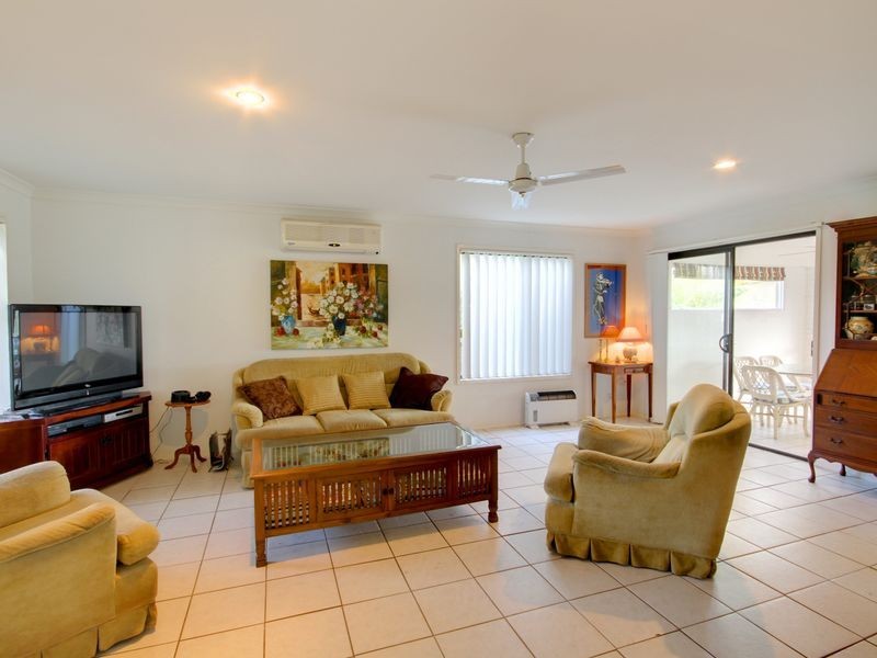 6 Nikau Crescent, Nerang QLD 4211