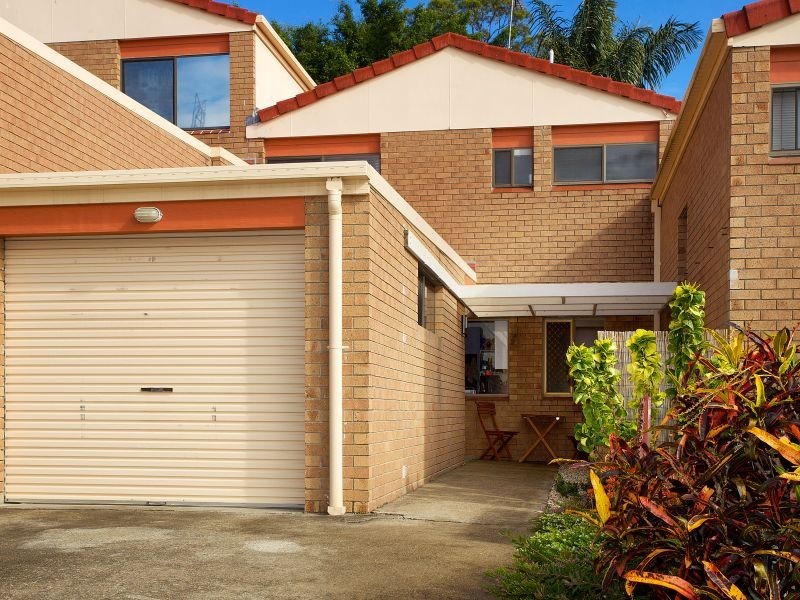 11/1A Mcleod Street, Highland Park QLD 4211