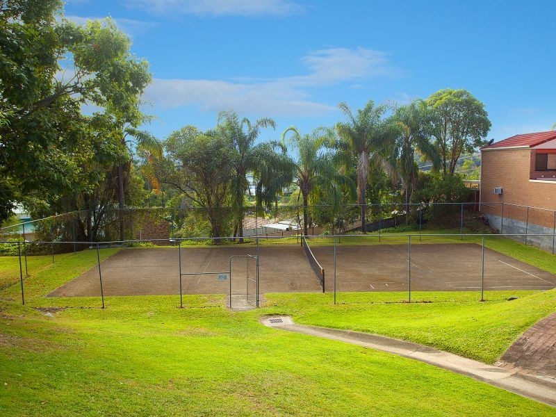 11/1A Mcleod Street, Highland Park QLD 4211