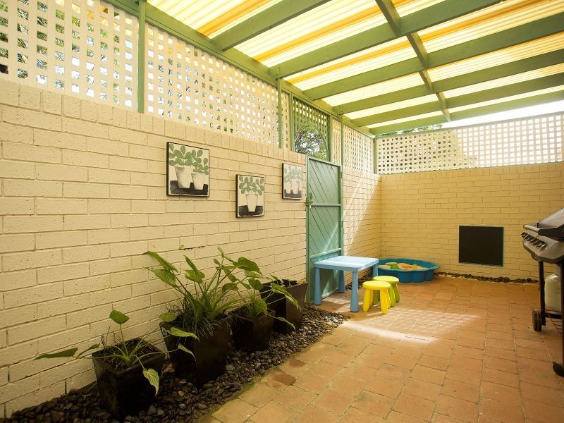 11/1A Mcleod Street, Highland Park QLD 4211