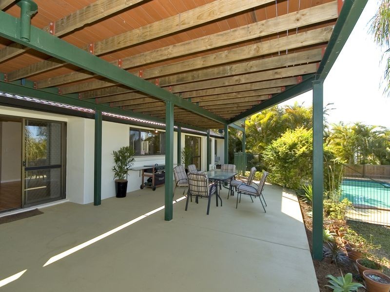 26 Summit Crescent, Carrara QLD 4211