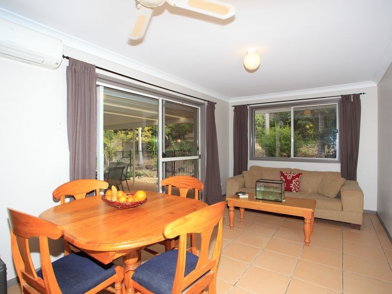 68 Renfrew Drive, Highland Park QLD 4211