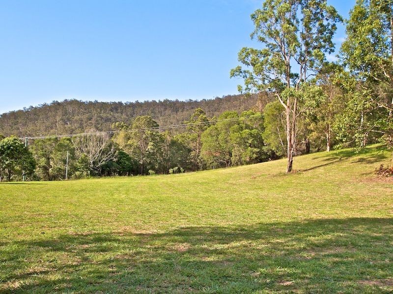 218 Clagiraba Road, Mount Nathan QLD 4211