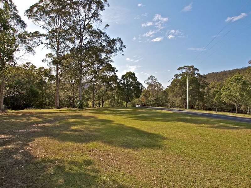 218 Clagiraba Road, Mount Nathan QLD 4211