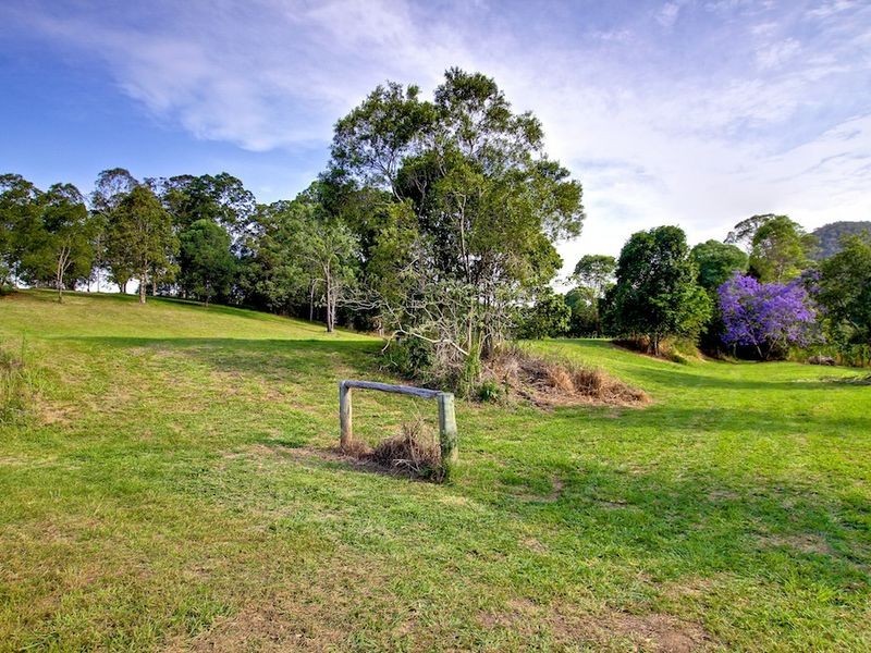 218 Clagiraba Road, Mount Nathan QLD 4211