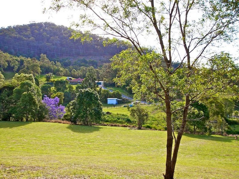 218 Clagiraba Road, Mount Nathan QLD 4211