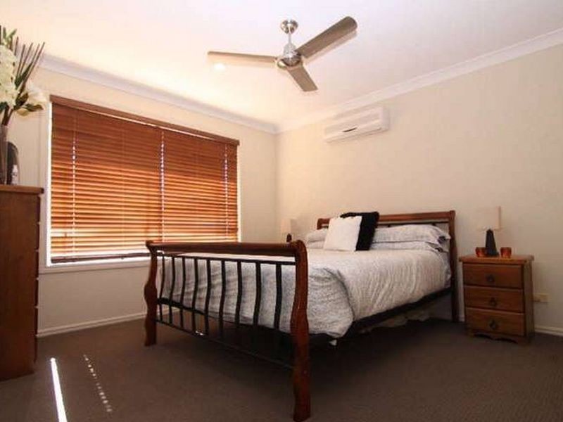 6 Coolawin Place, Nerang QLD 4211