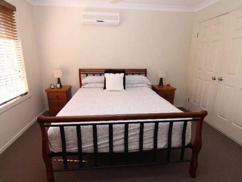 6 Coolawin Place, Nerang QLD 4211