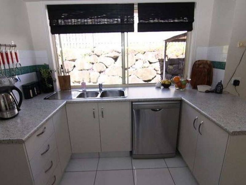 6 Coolawin Place, Nerang QLD 4211